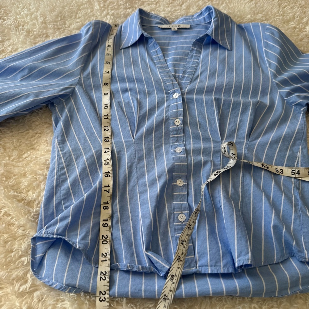 Joe's Jeans Striped Pleated Dress Shirt Blue & White Women's  Size Medium - Picture 7 of 12